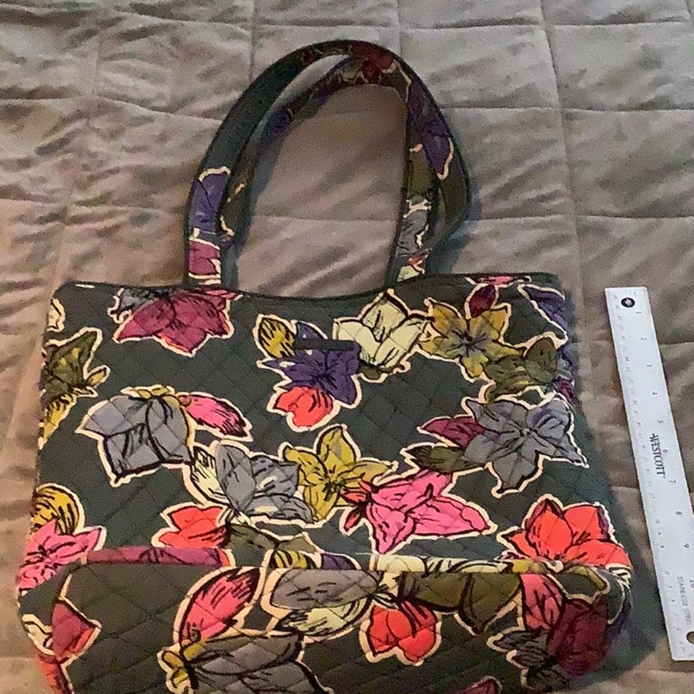 Vera Bradley Falling Flowers tote